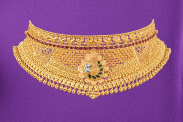 Golden Choker